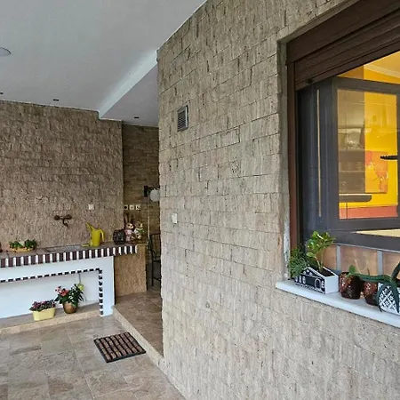 Villa Garden's House Pozar In