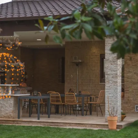 Garden's House Pozar In Аридая