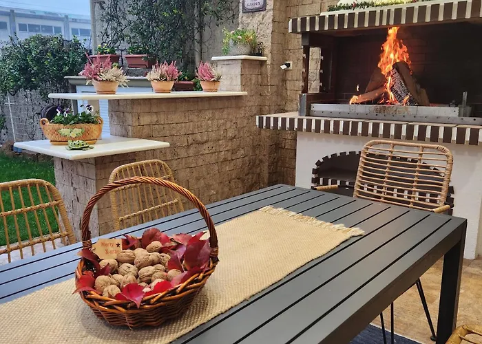 Garden's House Pozar In Βίλα *
