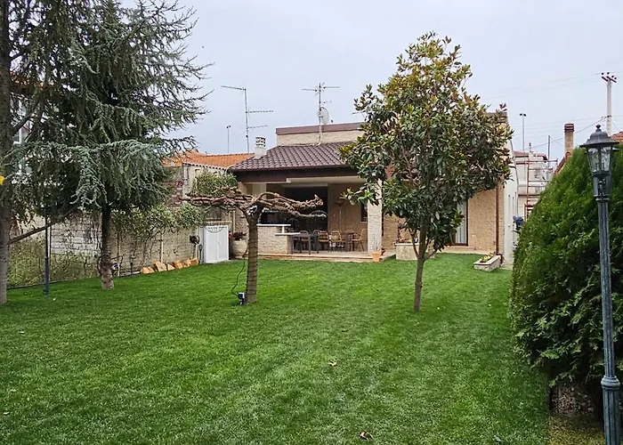 Garden's House Pozar In * Αριδαία