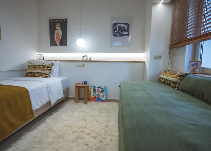 Garden's House Pozar In Βίλα